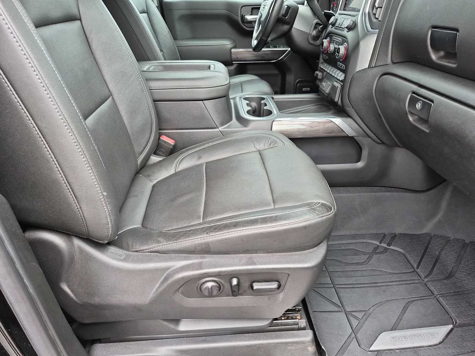 Used 2019 Chevrolet Silverado 1500 LTZ w/ LTZ Plus Package AWD/4WD image 21