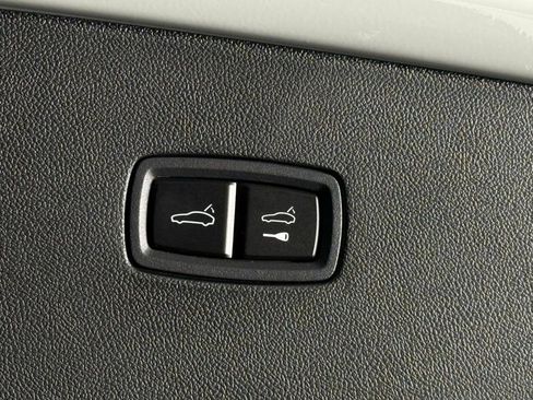 New 2026 Porsche Cayenne S image 18