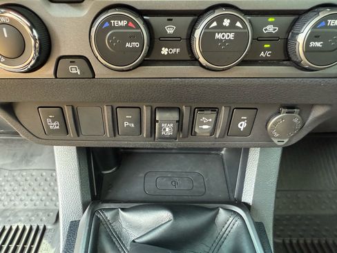 Used 2019 Toyota Tacoma TRD Pro image 28