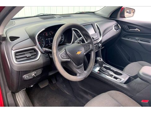 Used 2018 Chevrolet Equinox LT image 13