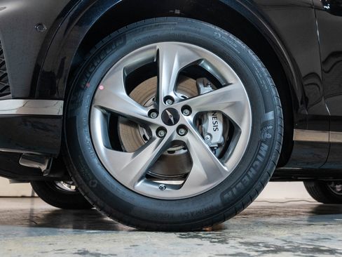 Used 2026 Genesis GV70 2.5T Advanced image 5