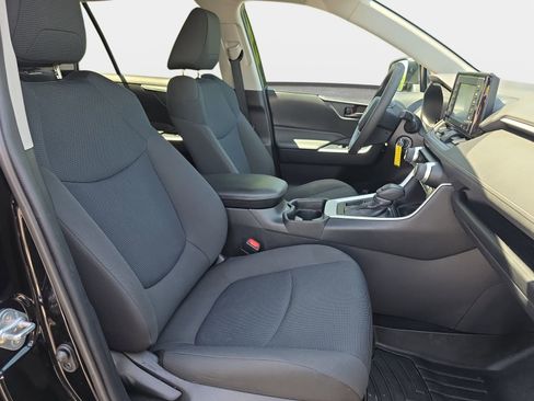 Used 2020 Toyota RAV4 LE w/ All Weather Liner Package FWD image 10