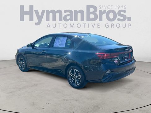 Used 2024 Kia Forte LXS image 5