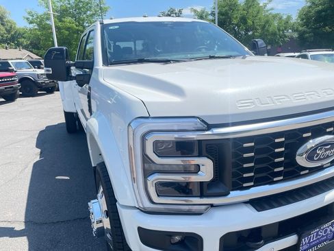 New 2026 Ford F450 Platinum w/ FX4 Off-Road Package AWD/4WD image 30