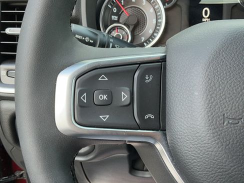 Used 2025 RAM 1500 Big Horn AWD/4WD image 11