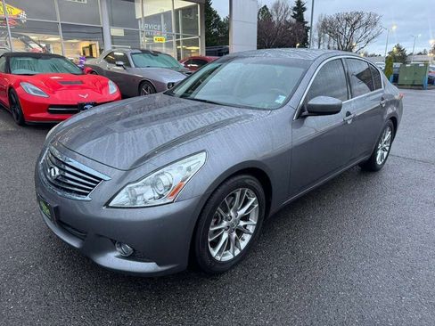 Used 2012 INFINITI G37 Journey w/ Premium Pkg image 4