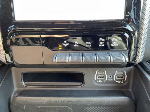 Certified 2022 RAM 1500 Limited image 25