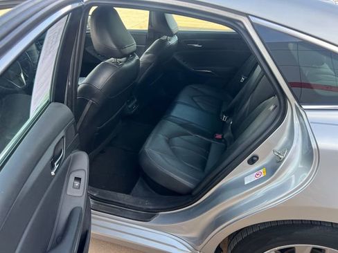 Used 2019 Toyota Avalon XLE w/ Moonroof Package image 20