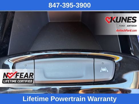 Used 2025 Chevrolet Trax LT FWD image 21