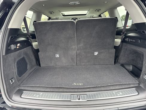 Used 2021 Jeep Grand Cherokee L Summit w/ Advanced Protech Group IV image 16