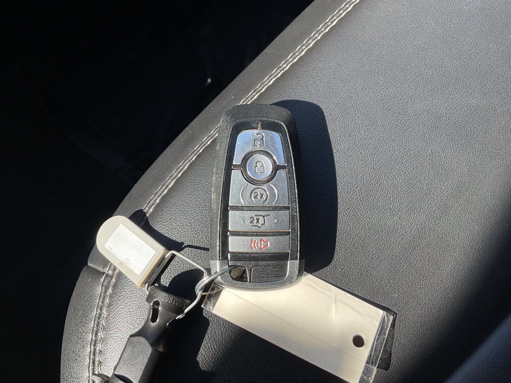Used 2023 Ford Explorer XLT w/ Equipment Group 202A AWD/4WD image 29