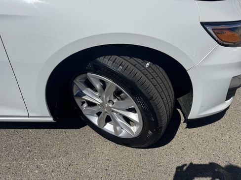 Used 2021 Chevrolet Malibu LT FWD image 38