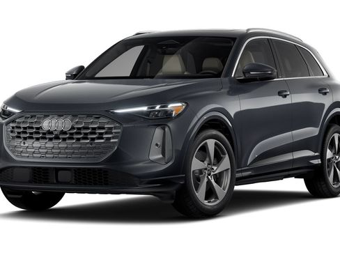 Certified 2025 Audi Q5 Prestige AWD/4WD image 1