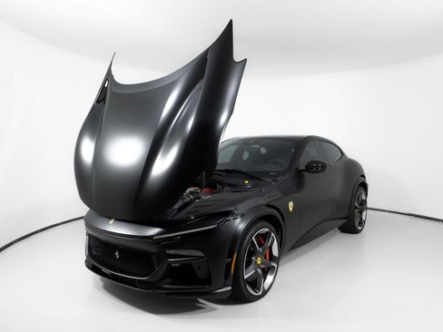 Used 2025 Ferrari Purosangue AWD/4WD image 27