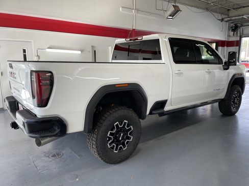 New 2026 GMC Sierra 2500 AT4X image 4