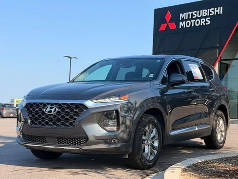 Used 2020 Hyundai Santa Fe SEL FWD image 8