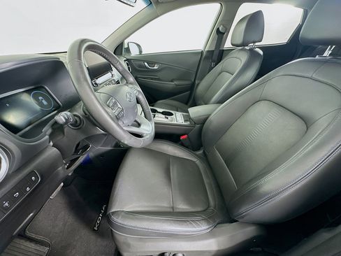 Used 2023 Hyundai Kona Limited FWD image 13