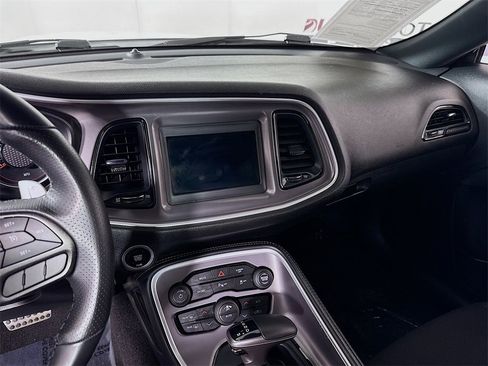 Used 2022 Dodge Challenger R/T image 21