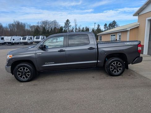 Used 2016 Toyota Tundra SR5 image 8