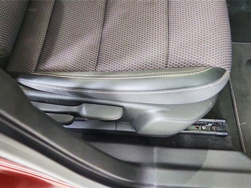 Used 2021 Buick Envision Preferred image 36