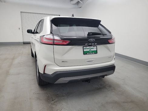 Used 2024 Ford Edge SEL w/ Convenience Package AWD/4WD image 6