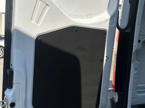 Used 2024 Mercedes-Benz eSprinter 170 Cargo image 18