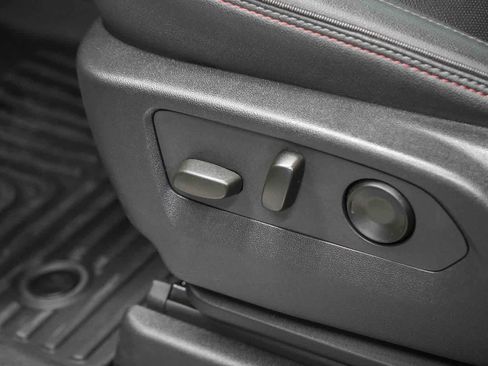 Used 2024 Chevrolet Tahoe RST w/ RST Performance Edition image 22