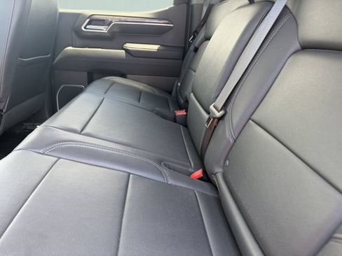 Used 2023 Chevrolet Silverado 1500 LTZ AWD/4WD image 21