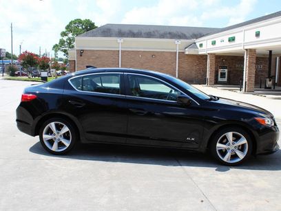 Used 2013 Acura ILX w/ Premium Package