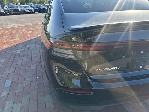 Used 2023 Honda Accord Sport image 10