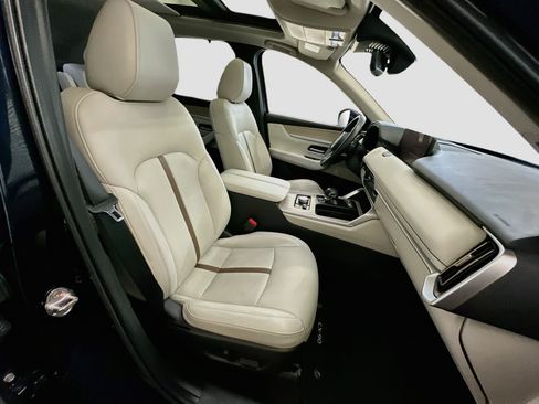 Used 2024 MAZDA CX-90 Plug-In Hybrid w/ Premium Plus AWD/4WD image 35
