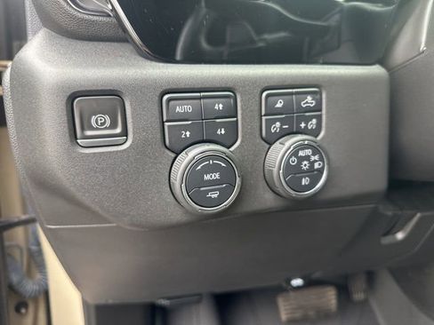 Used 2023 Chevrolet Silverado 1500 ZR2 image 25