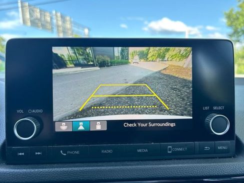Used 2023 Honda Civic LX image 17