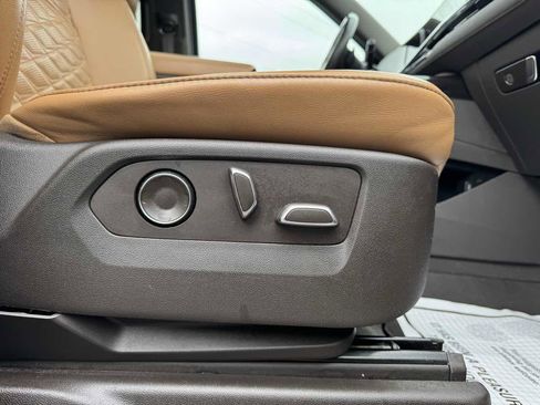 Used 2022 Cadillac Escalade Sport w/ Touring Package image 31