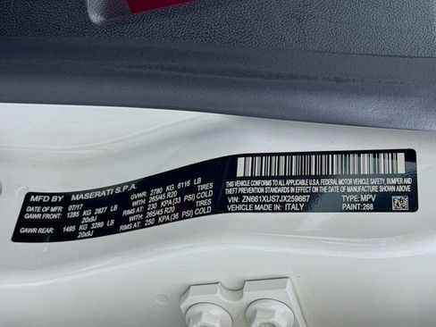 Used 2018 Maserati Levante GranSport image 24