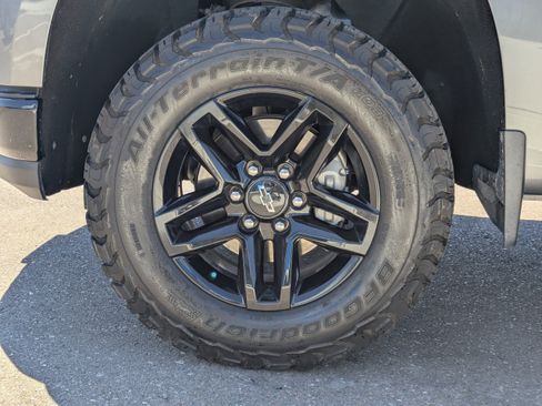 Certified 2020 Chevrolet Silverado 1500 Custom Trail Boss w/ Custom Convenience Package AWD/4WD image 46