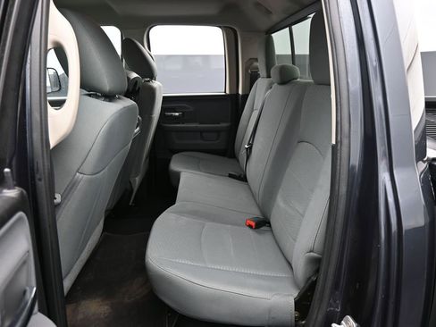 Used 2014 RAM 1500 Classic SLT image 35