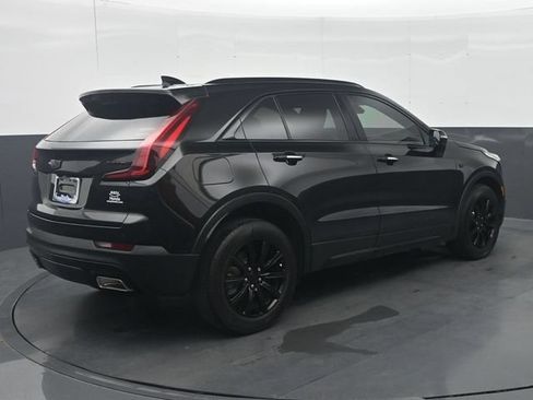 Used 2023 Cadillac XT4 Premium Luxury w/ Enhanced Visibility Package FWD image 7