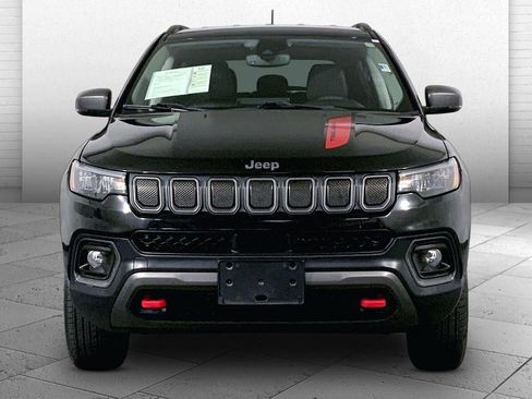 Used 2022 Jeep Compass Trailhawk AWD/4WD image 2