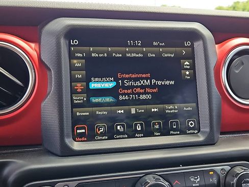 Used 2022 Jeep Gladiator Rubicon w/ Trailer Tow Package AWD/4WD image 17