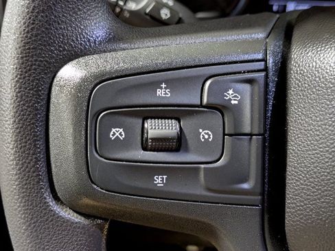 Used 2025 Chevrolet Silverado 1500 Custom Trail Boss AWD/4WD image 25