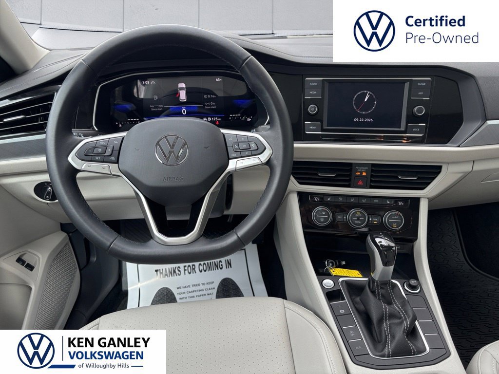 Used 2023 Volkswagen Jetta SE FWD image 15