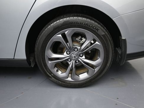 Used 2024 Honda Accord EX-L image 9