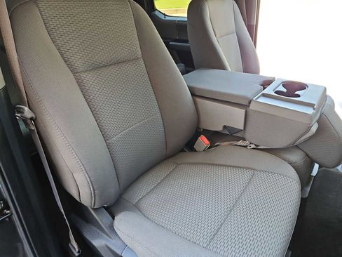 Used 2020 Ford F150 XLT w/ Equipment Group 302A Luxury AWD/4WD image 22