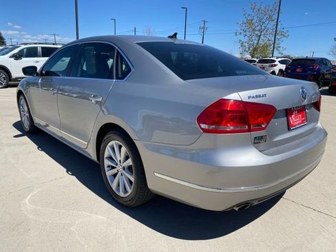 Used 2013 Volkswagen Passat 2.5 SEL FWD image 3