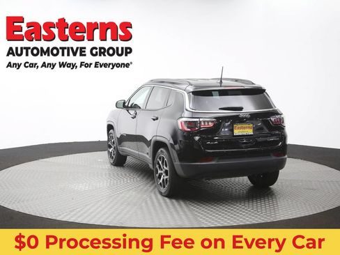Used 2025 Jeep Compass Limited AWD/4WD image 61