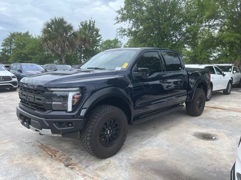 Used 2025 Ford F150 Raptor AWD/4WD image 2