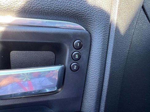 Used 2024 RAM 2500 Laramie w/ Safety Group image 31