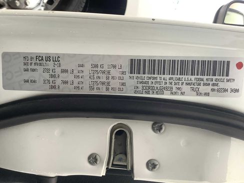 Used 2018 RAM 3500 SLT image 21