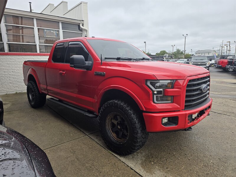 Used 2015 Ford F150 XLT w/ Equipment Group 301A Mid AWD/4WD image 3